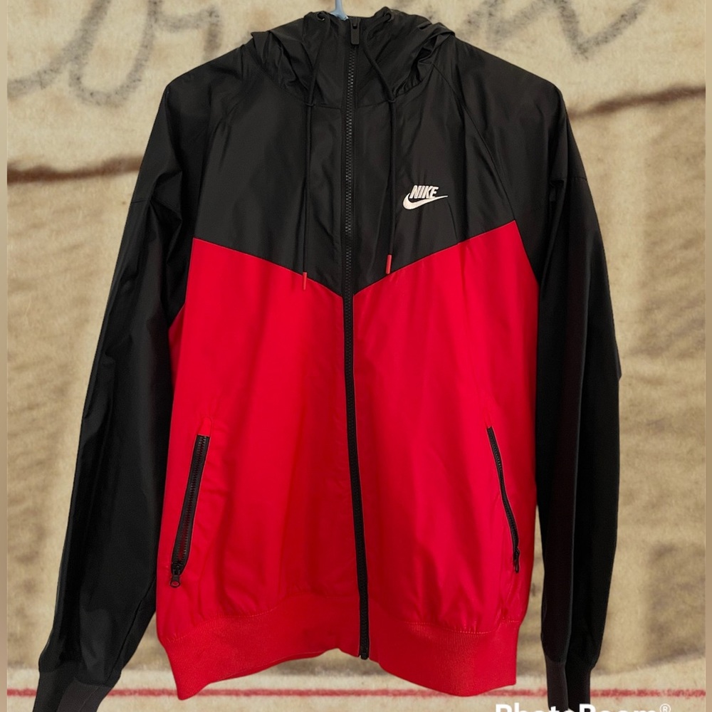 Nike windbreaker